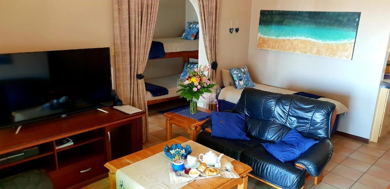 Seagulls Guest House Langebaan Dış mekan fotoğraf